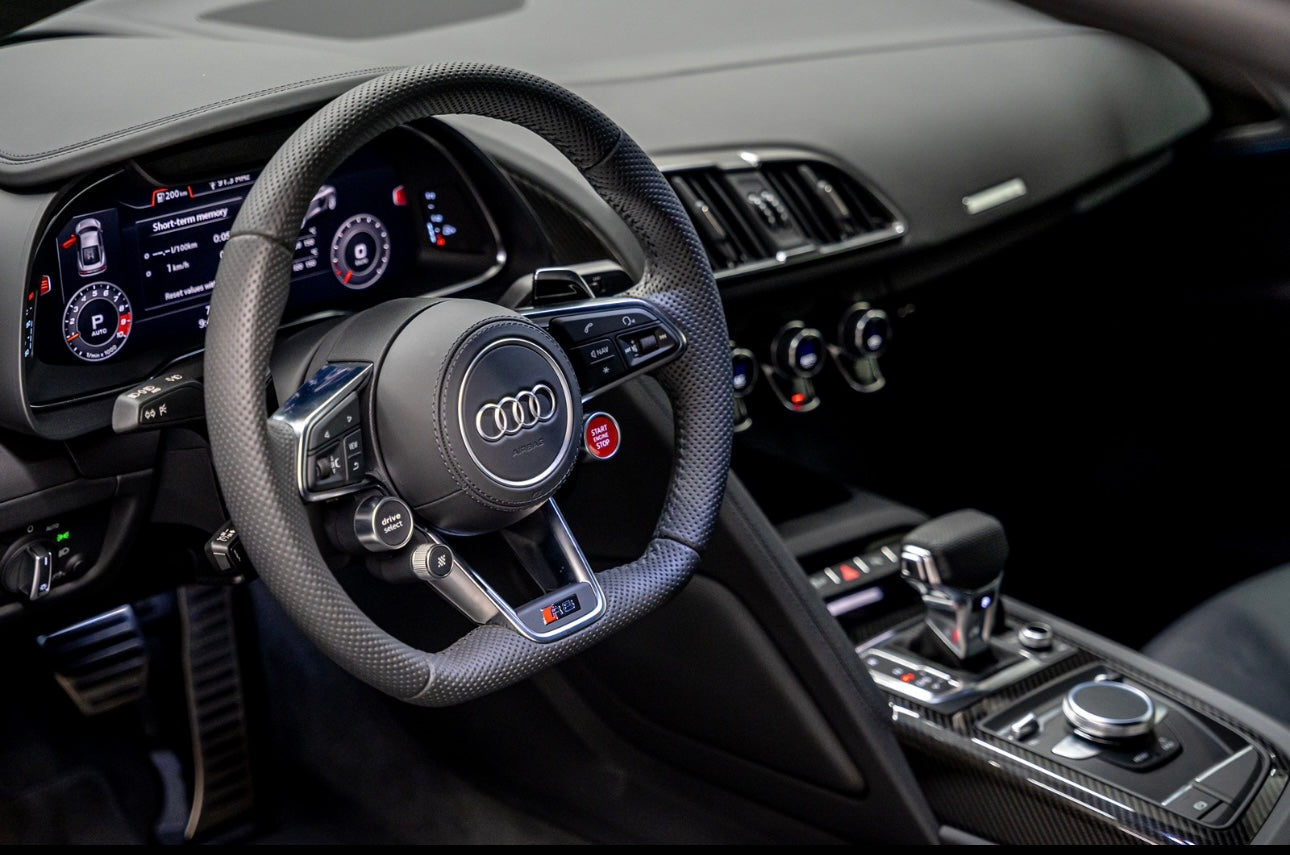 AUDI R8 COUPE' V10 2023