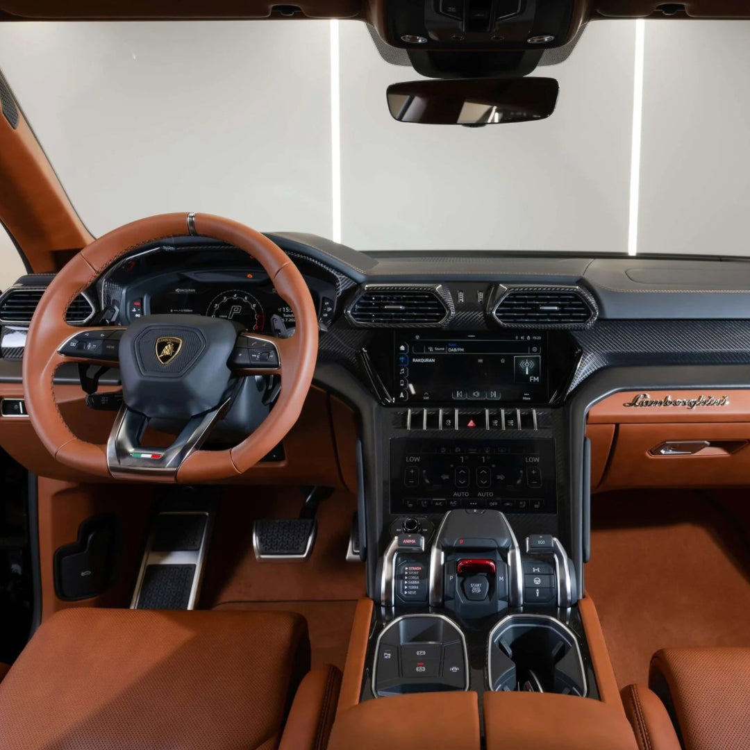 Lamborghini URUS 2022